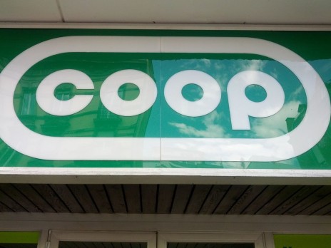 Une enseigne d'un supermarché Coop à Strasbourg (Photo PF / Rue89 Strasbourg)