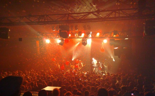 Concert lors de l'Ososphère 2008 (FlickR / teldedavid / CC)