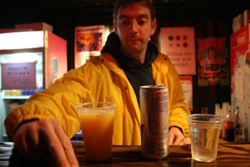 Servie par un barman en ciré, c'est (aussi) ça l'#ososphere (Photo Sara Dirringer)