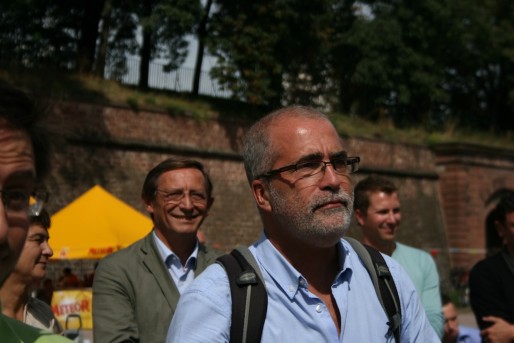 Jean-Michel Augé et Robert Herrmann (au second plan) à la fête de la rose en septembre 2013 (Photo MM / Rue89 Strasbourg)
