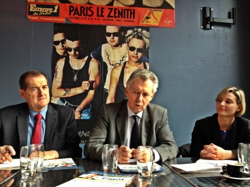 Jacques Bigot a lancé sa campagne le 21 janvier 2014, entouré de plusieurs adjoints dont Claude Frœhly, conseiller général et communautaire (Photo MM / Rue89 Strasbourg)