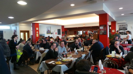 Adresse qui peine à être connue, le restaurant Marché-gare est une valeur sûre pour bon nombre de travailleurs du quartier. (T.M / Rue89 Strasbourg)