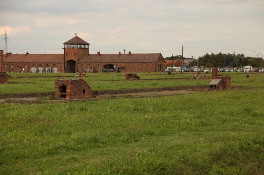 L'ancien camp d'Auschwitz jouxte la ville d'Oswiecim. 