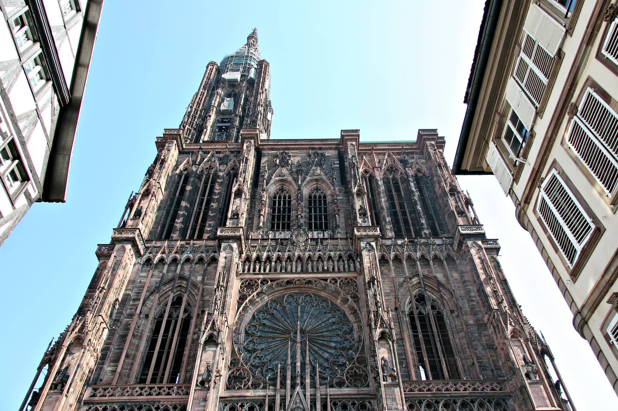 pourquoi la cathédrale de strasbourg n'a qu'une tour
