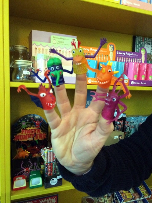 Chez Mémé en Autriche, on ne peut que trouver le petit cadeau qui fera mouche pour toute la famille. (Rue89 Strasbourg - BR)