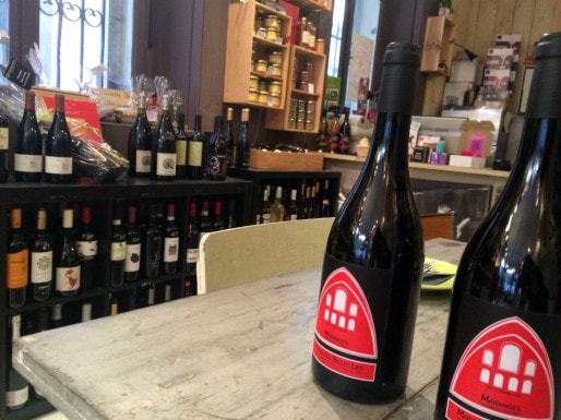 Cours d'oenologie, dégustation de vins, ou petite bouteille. De quoi satisfaire les amateurs de pinard! (Rue89 Strasbourg - BR)