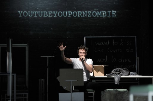 "Small Town Boy" de Falk Richter (Photo Thomas AURIN)