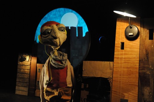 De la marionnette au TJP, mais pas que (Spectacle "Lampe", photo Marc Maillard)