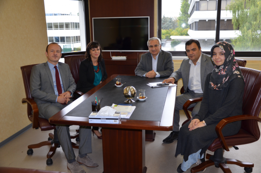 Le 15 septembre 2015, Fevzi Hamurcu (centre) et Murat Ercan (à sa droite) recevait la visite de Frédéric Lallier et Katia Mebtouche (à gauche), du Bureau central des cultes, rattaché au Ministère de l'Intérieur. crédit : Ditib Strasbourg.