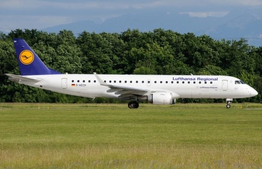 L'avion D-AECH de Lufthansa (Photo Peter Unmuth / JetPhotos.net)