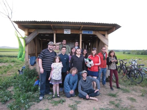 Occupation de l'une des cabanes anti-GCO par les jeunes écologistes (Photo Jeunes écologistes d'Alsace / Facebook)