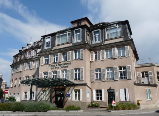 Après rénovation, le bâtiment historique de la clinique des Diaconesses devrait accueillir une résidence étudiante, un hôtel-Spa et un hôtel hospitalier. ( Photo : Ji-Elle / Wikimedia Commons / cc)