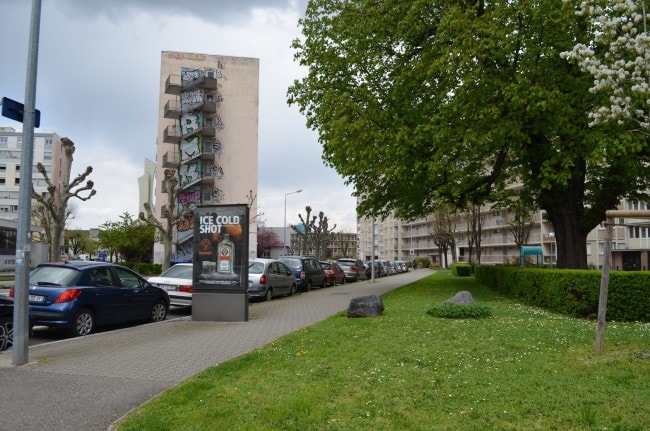 Entre le campus et Rivetoile, la rue de Palerme comporte des chambres universitaires et des logements sociaux (BW / Rue89 Strasbourg).