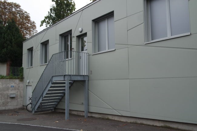 Préfabriqué, le bâtiment peut être déplacé ou démonté facilement (Photo DL/Rue 89 Strasbourg)