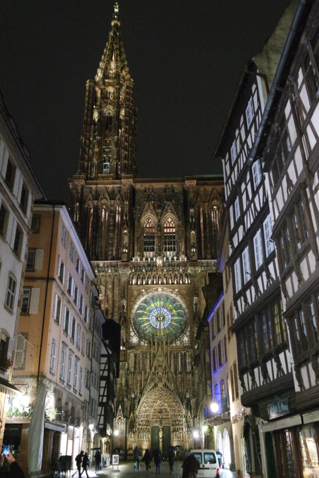 La cathédrale s'est parée d'un nouvel éclairage à l'automne 2016 (Photo DL/Rue 89 Strasbourg/cc)