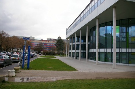 A l'Université, le "patio" a été rénové via le plan campus (Photo NR / Rue89 Strasbourg)