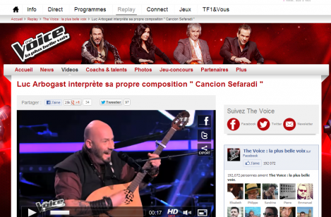 Le chanteur de la cathédrale cartonne à The Voice