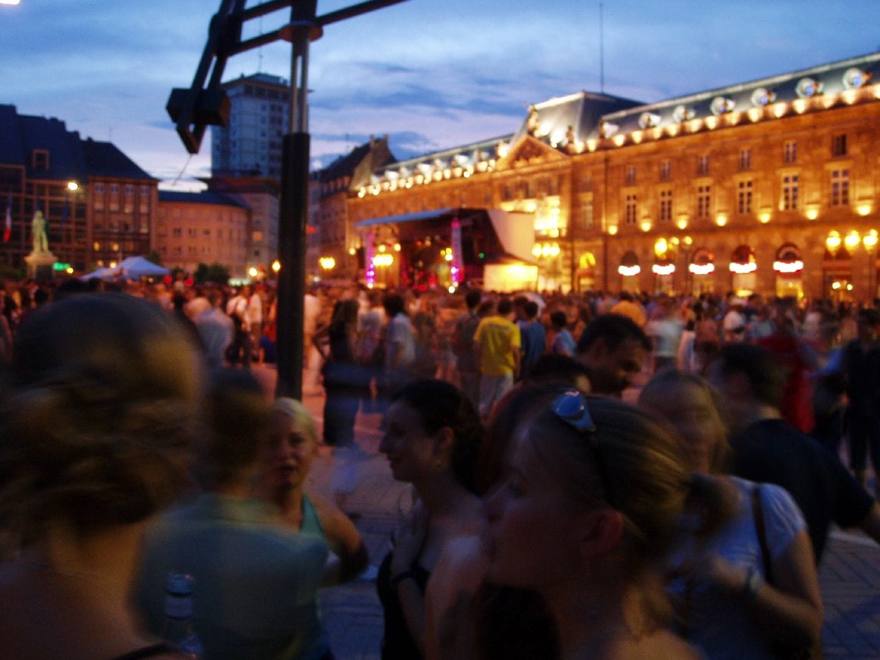 Une Fête de la musique « sans rassemblement », entre concerts aux balcons et déambulations