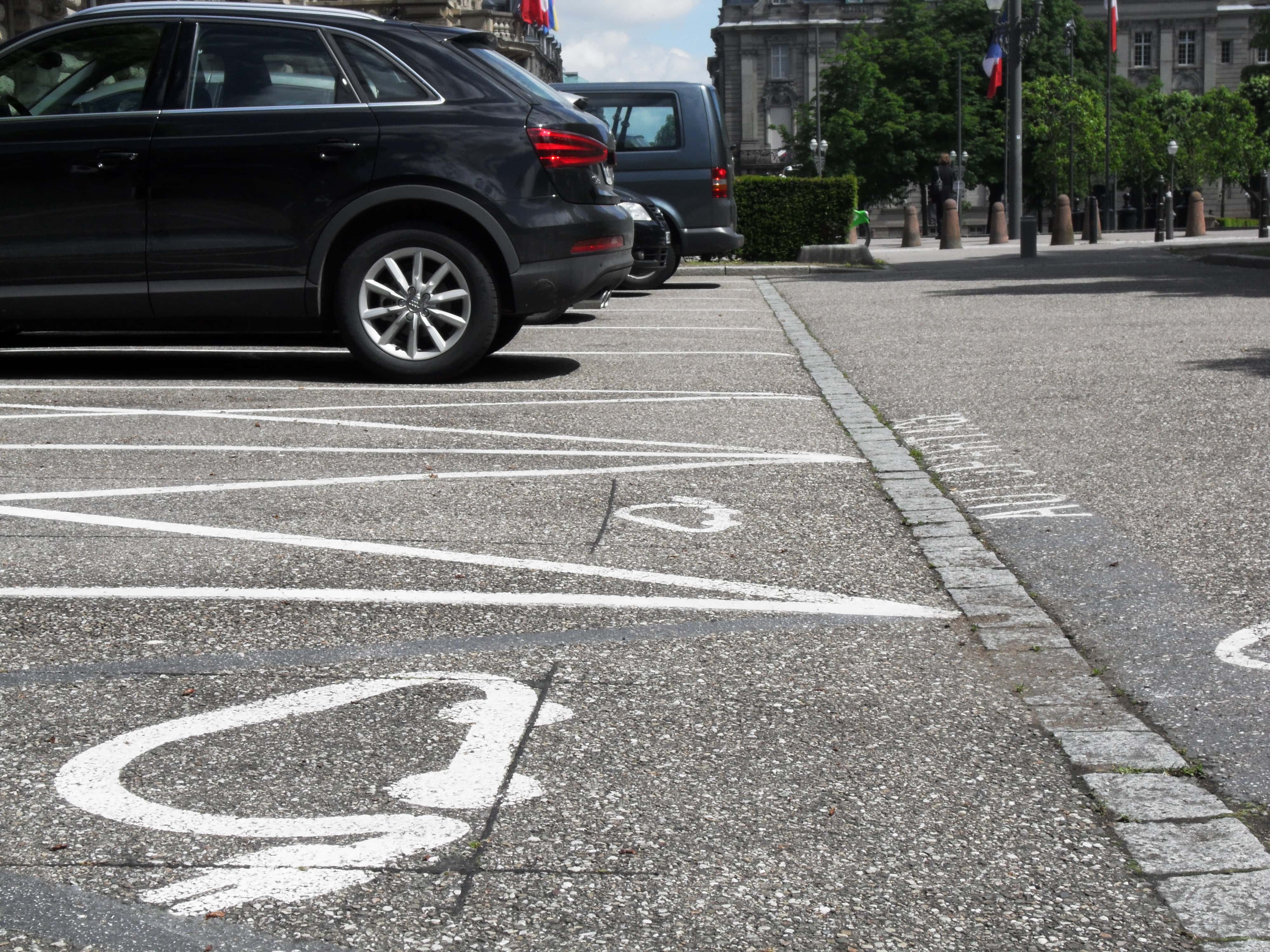 Voitures électriques: Région et CUS préfèrent se concurrencer