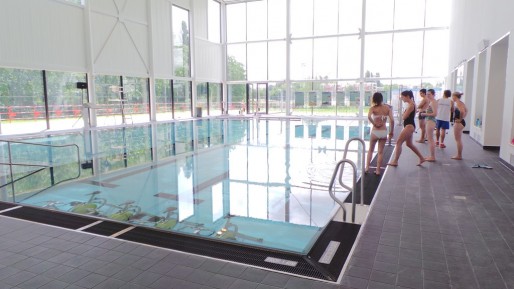 Le petit bassin accueillera les pratiques d'aquagym ou d'aquabike L'aspect extérieur a été complètement repensé par Dieter Feichtinger, avec l'ambition de créer une structure aux lignes épurées. (Photo PF / Rue89 Strasbourg / cc)