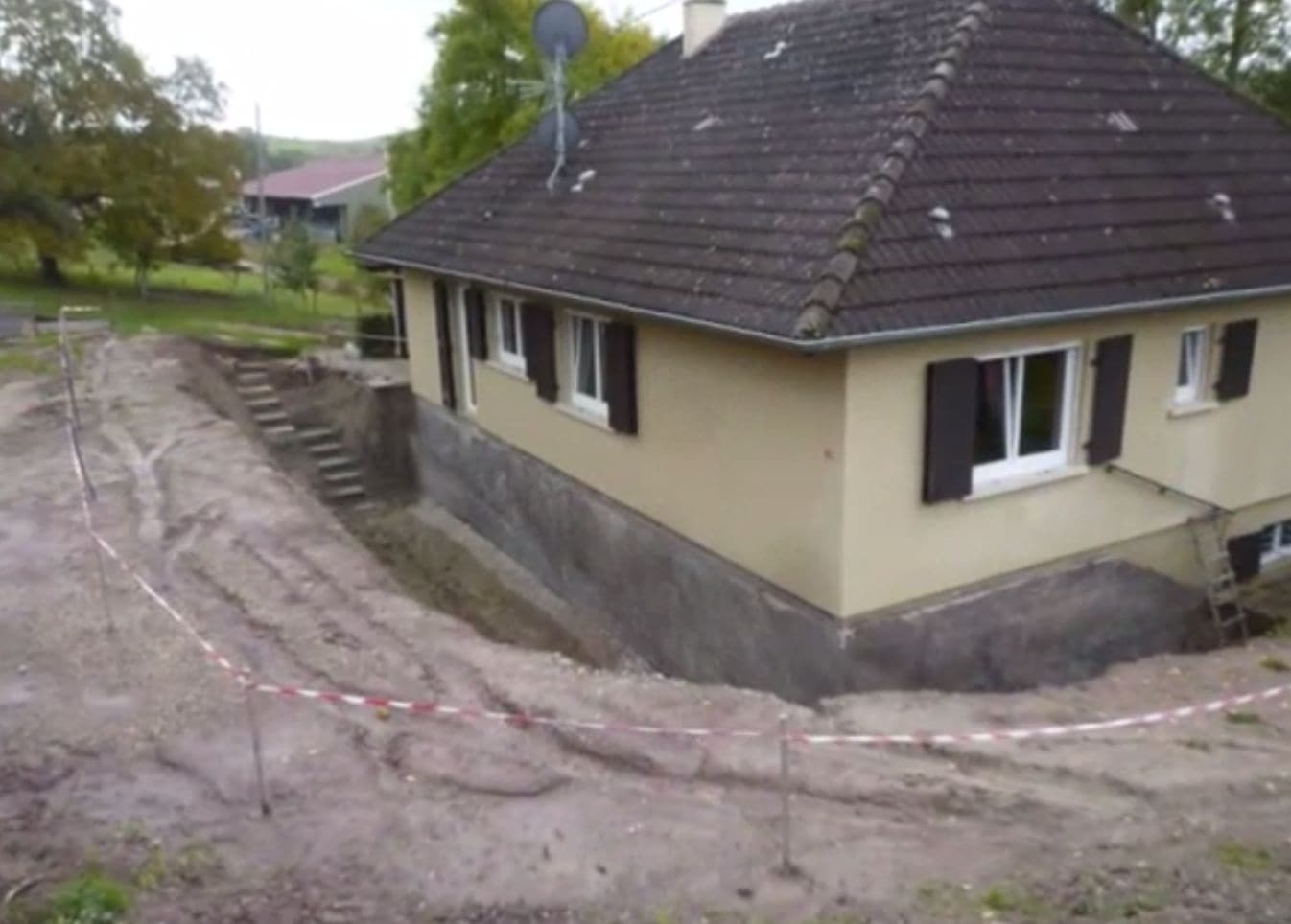 (capture d'écran vidéo de Lochwiller se soulève)