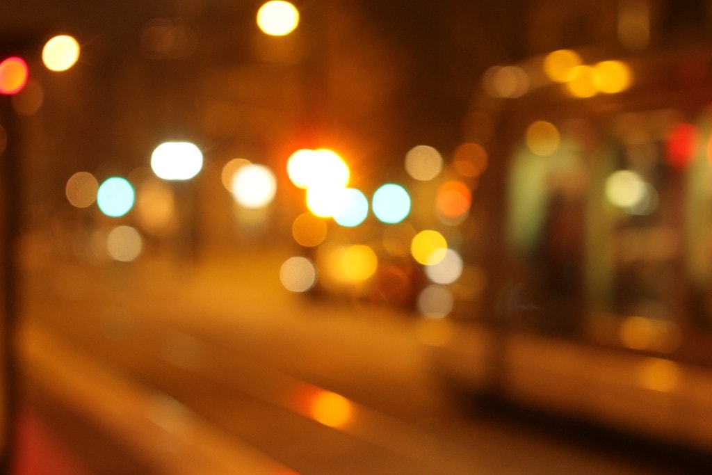 Le tramway se fait attendre à Koenigshoffen (Photo Nathan Hadley / FlickR / cc)