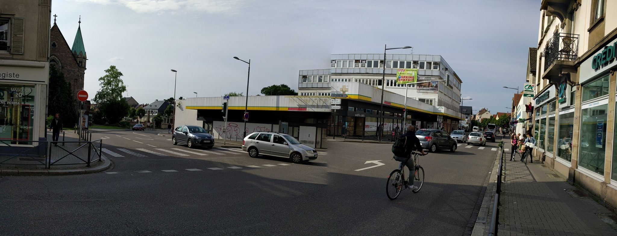 Les anciens bâtiments du Simply devraient rapidement disparaître du centre de Schiltigheim (Photo PF / Rue89 Strasbourg / cc)