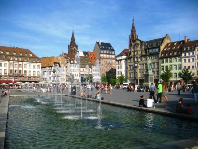 A Strasbourg, le logement le plus cher sur Airbnb se trouve Place Kléber (Photo macchi/visualhunt/cc)