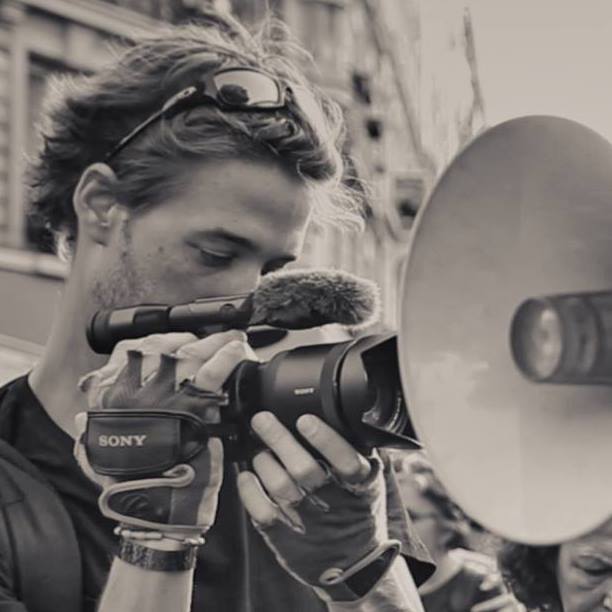 Le journaliste Gaspard Glanz interdit de travailler à Calais