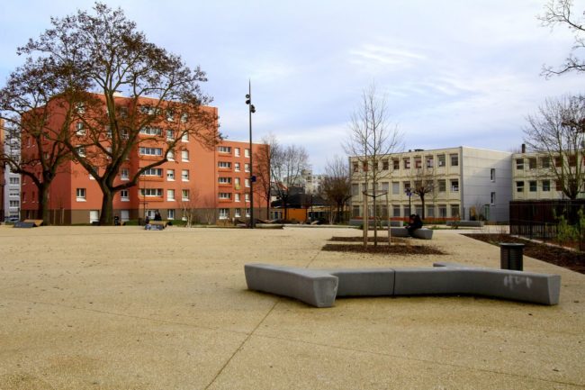 Cela fait plus de 30 ans que les enfants de Hautepierre sont accompagnés par des étudiants (ici, la place Karine). (Photo Damien Senger / FlickR / cc)