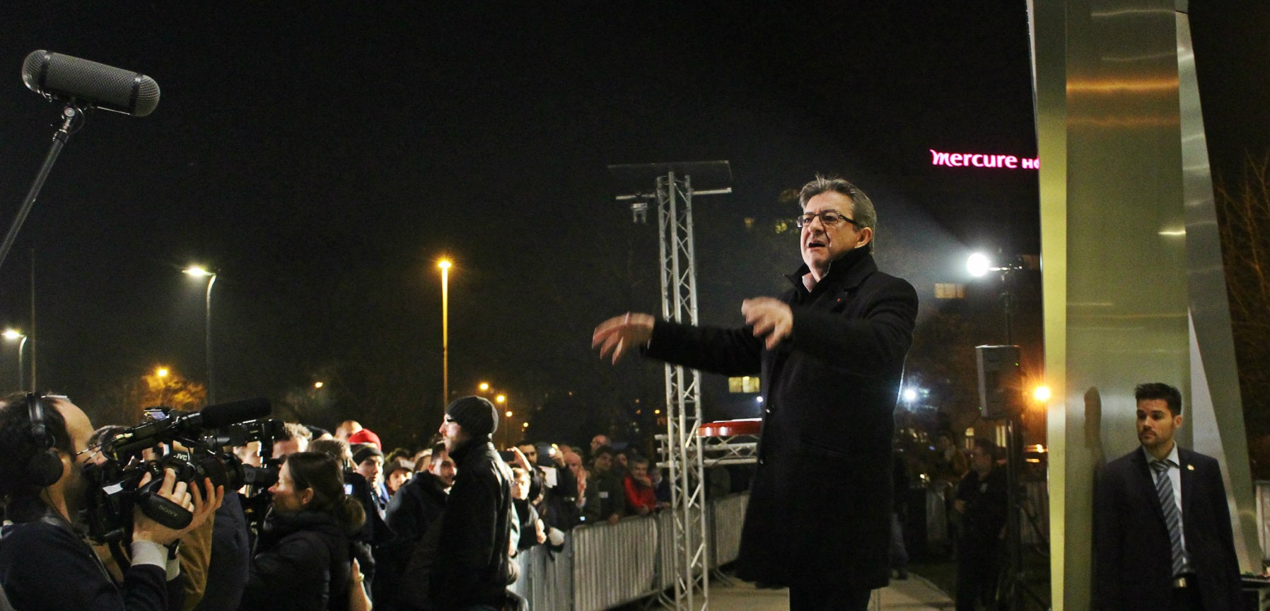 Jean-Luc Mélenchon propose d’être le candidat d’une alliance à gauche