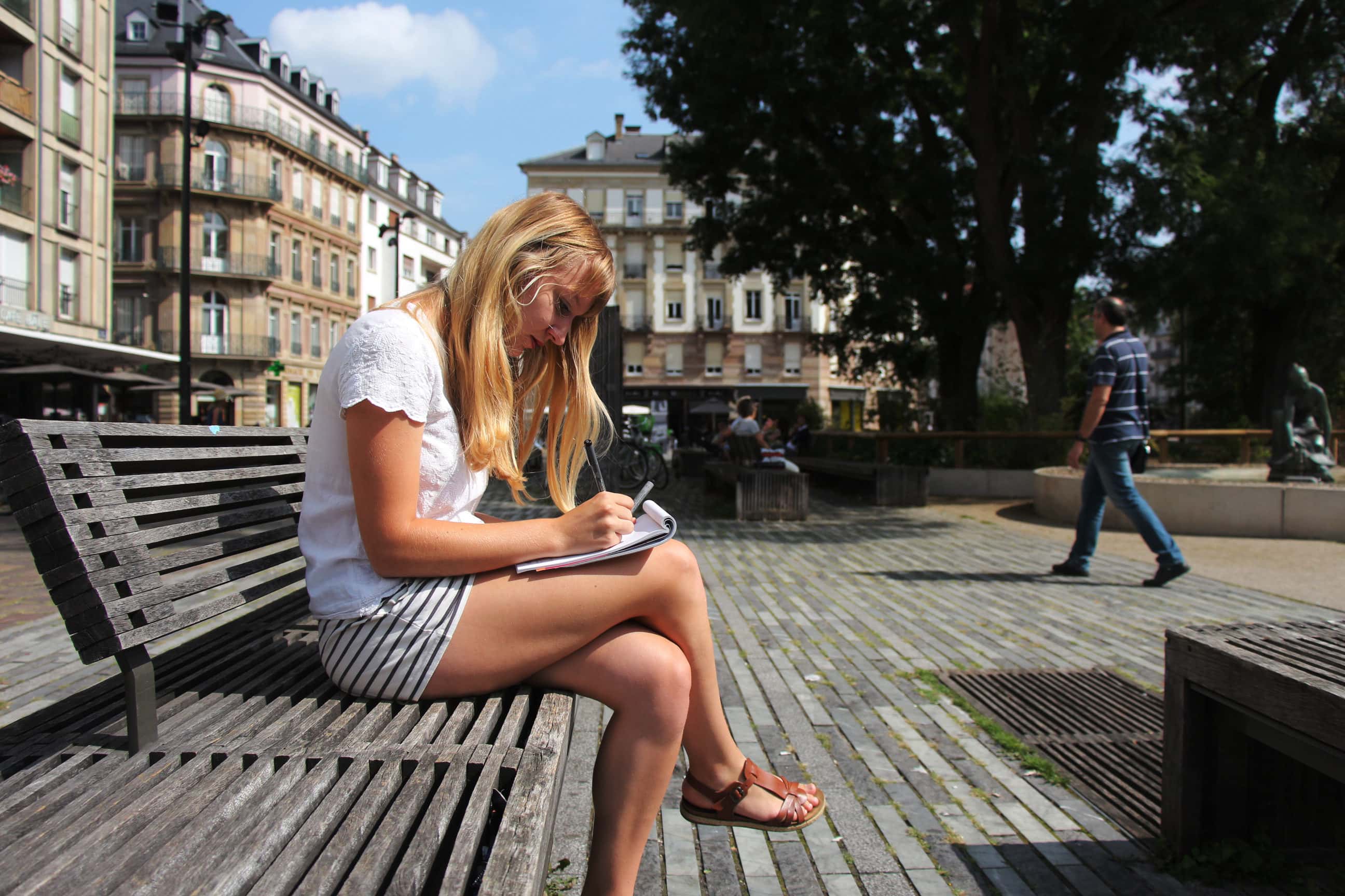 Coût de la vie étudiante à Strasbourg : vivre d’amour, d’eau fraîche et de knacks en boîte