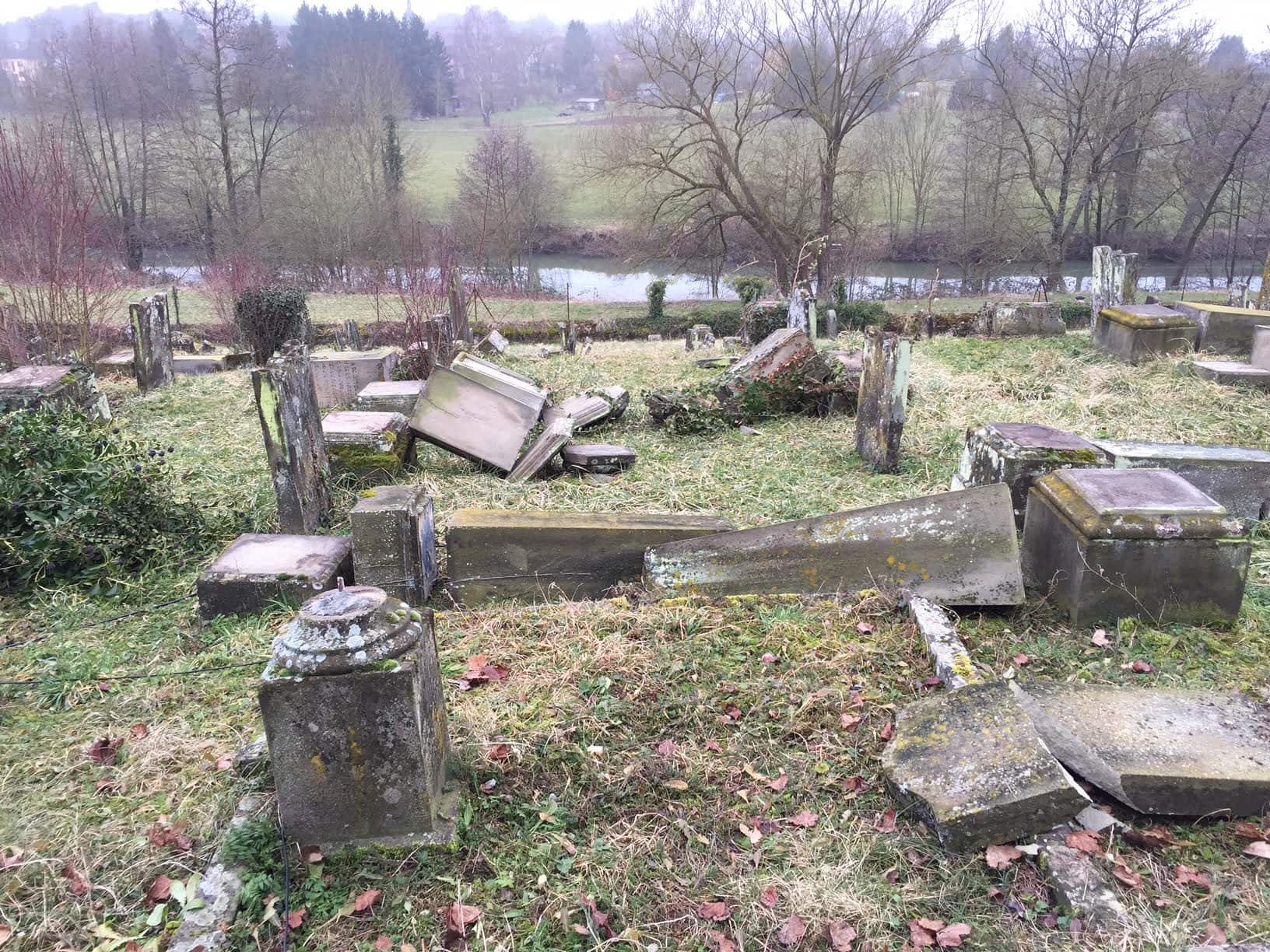 Au procès de la profanation d’un cimetière juif à Sarre-Union, pour comprendre l’incompréhensible