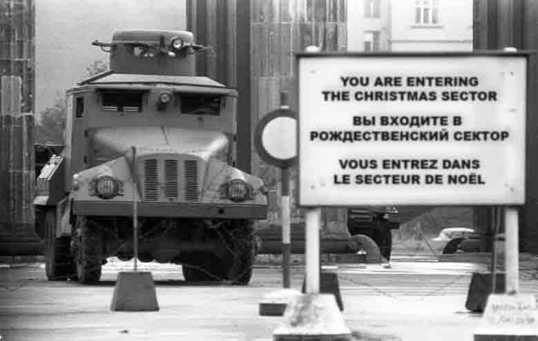 À quoi et à qui servent ces mesures de sécurité (Photo originale / Helmut J. Wolf / Bundesarchiv / cc)