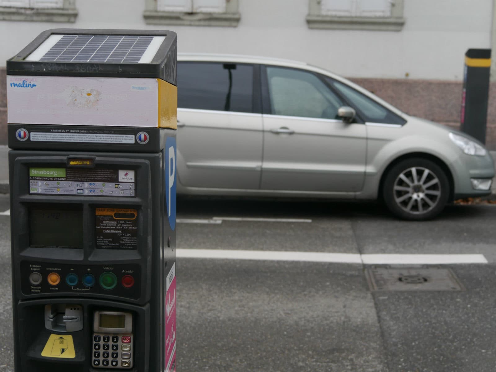 8,5 millions de moins que prévu pour les amendes de stationnement