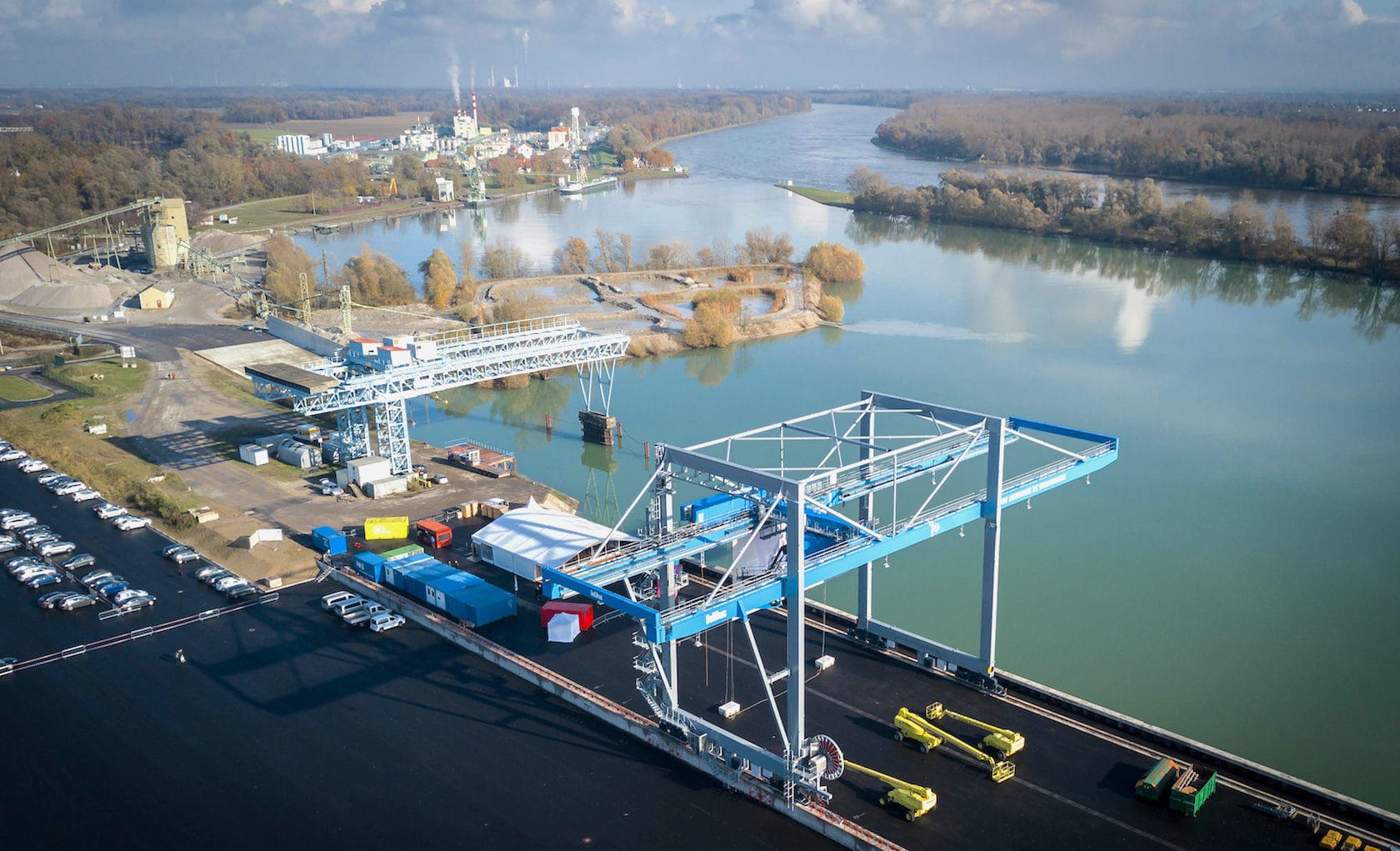 Le port de Lauterbourg est situé à un jet de pierre des sites concurrents de Karlsruhe et Woerth. (Loïc Chalmandrier / Port autonome de Strasbourg)