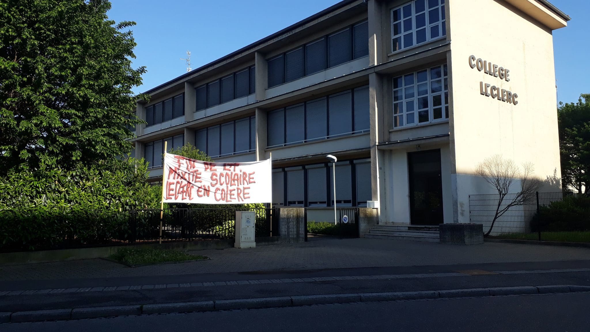 Depuis mai, les enseignants du collègue Leclerc se mobilisent contre la fin de la mixité (doc remis)