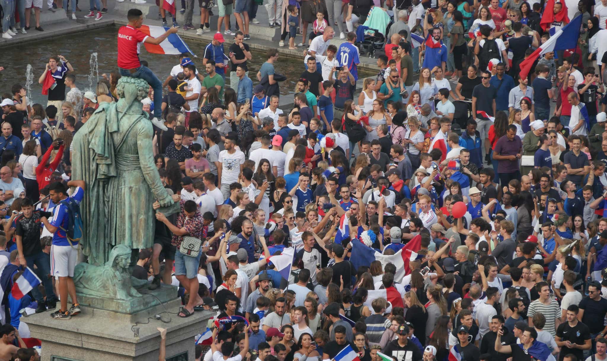 Coupe du monde : Strasbourg en fête après la victoire des Bleus!