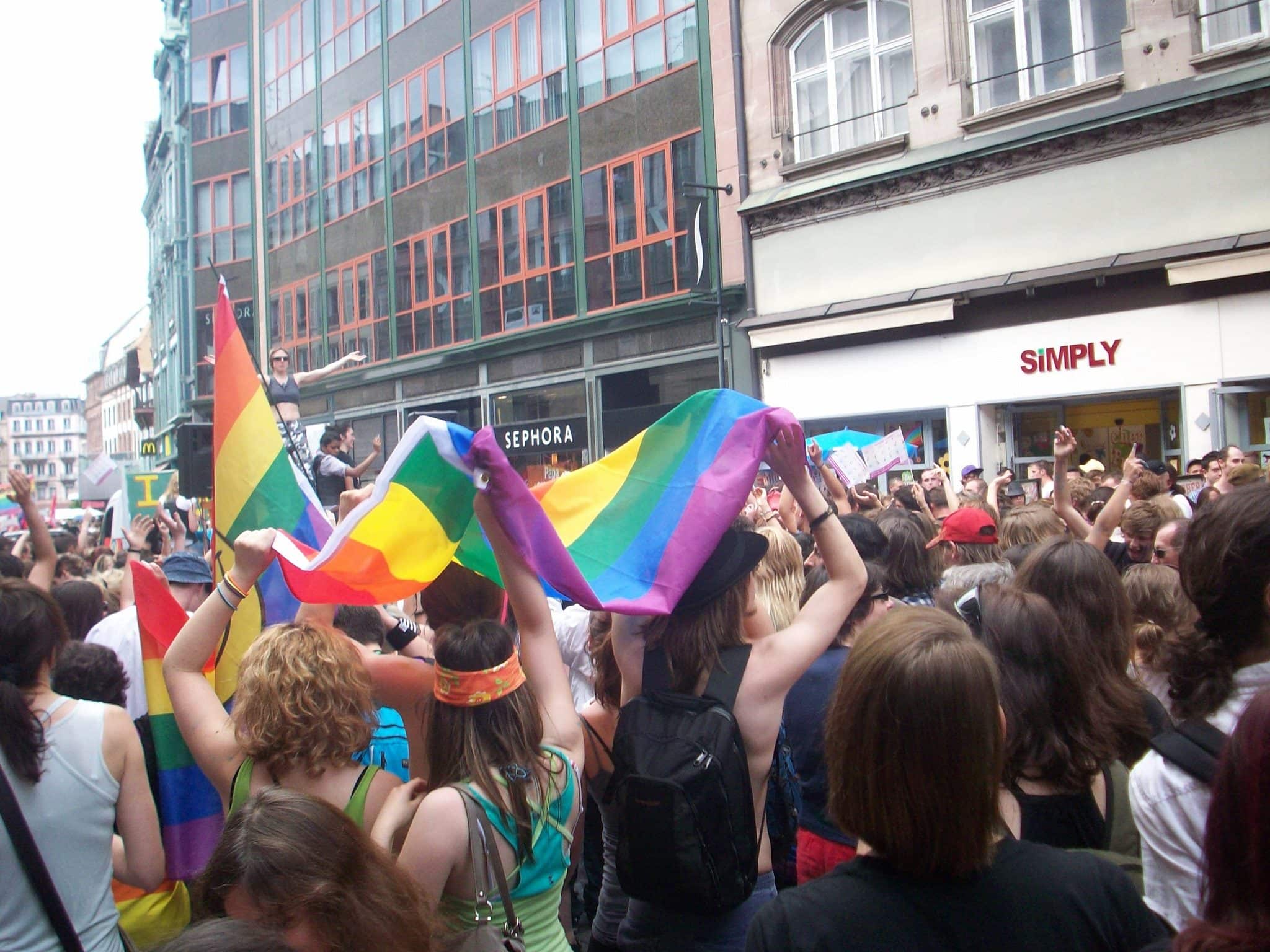 A Strasbourg, la marche des visibilités est un des rares moments festifs et public pur la communauté LGBT (Photo DL/Rue 89 Strasbourg/cc)