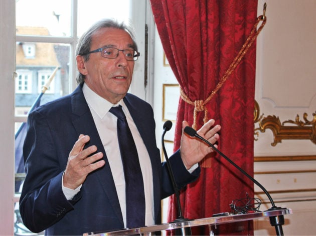 Le maire de Strasbourg Roland Ries lors de ses voeux à la presse (photo JFG / Rue89 Strasbourg)