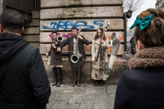 La fausse compagnie proposera 4 déambulations avec Le chant des pavillons, sur deux itinéraires différents (Photo Vincent Vanhecke)