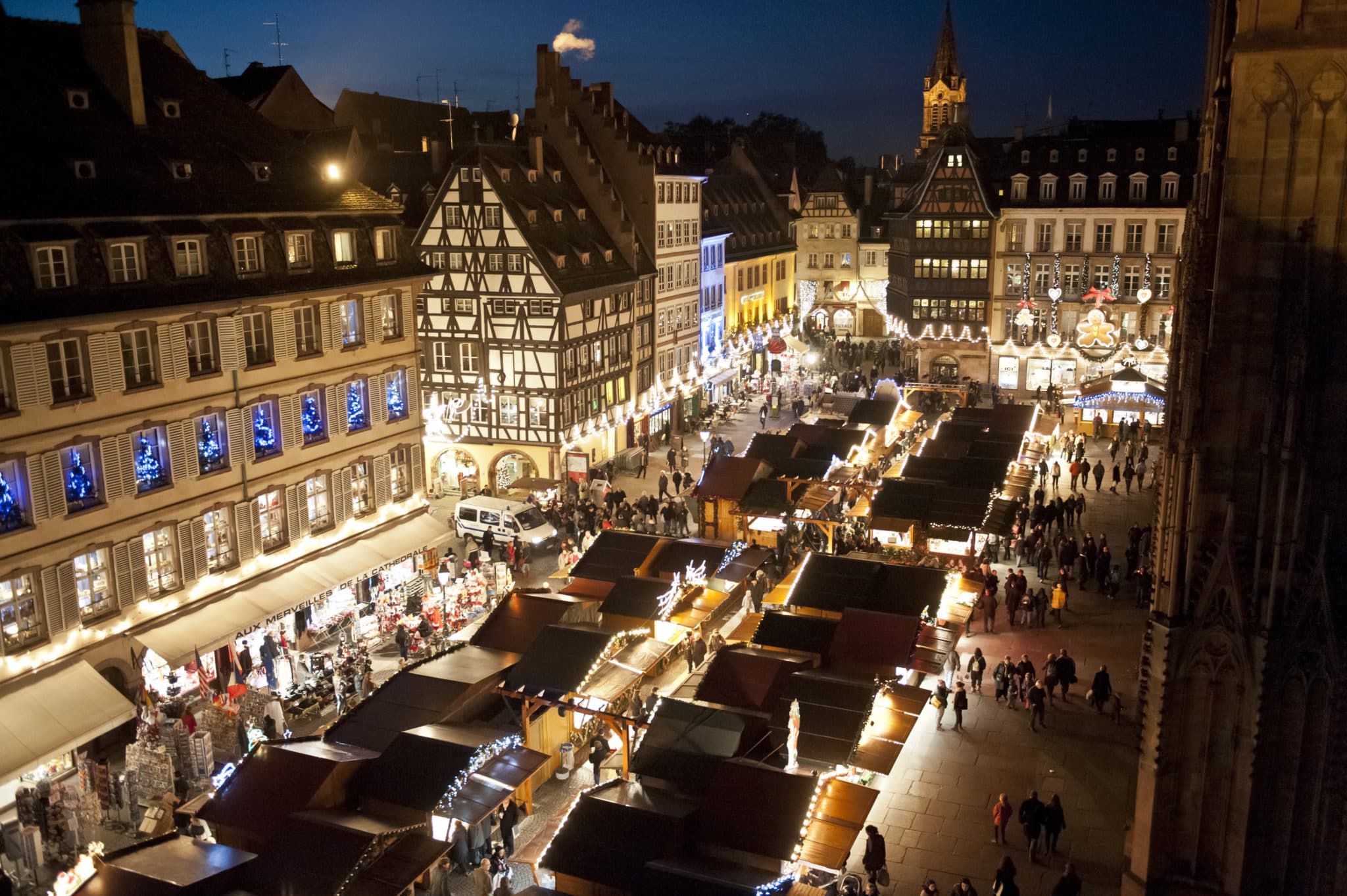 Trois ambiances pour le marché de Noël de Strasbourg 2018 (photo Pascal Bastien / Divergence)