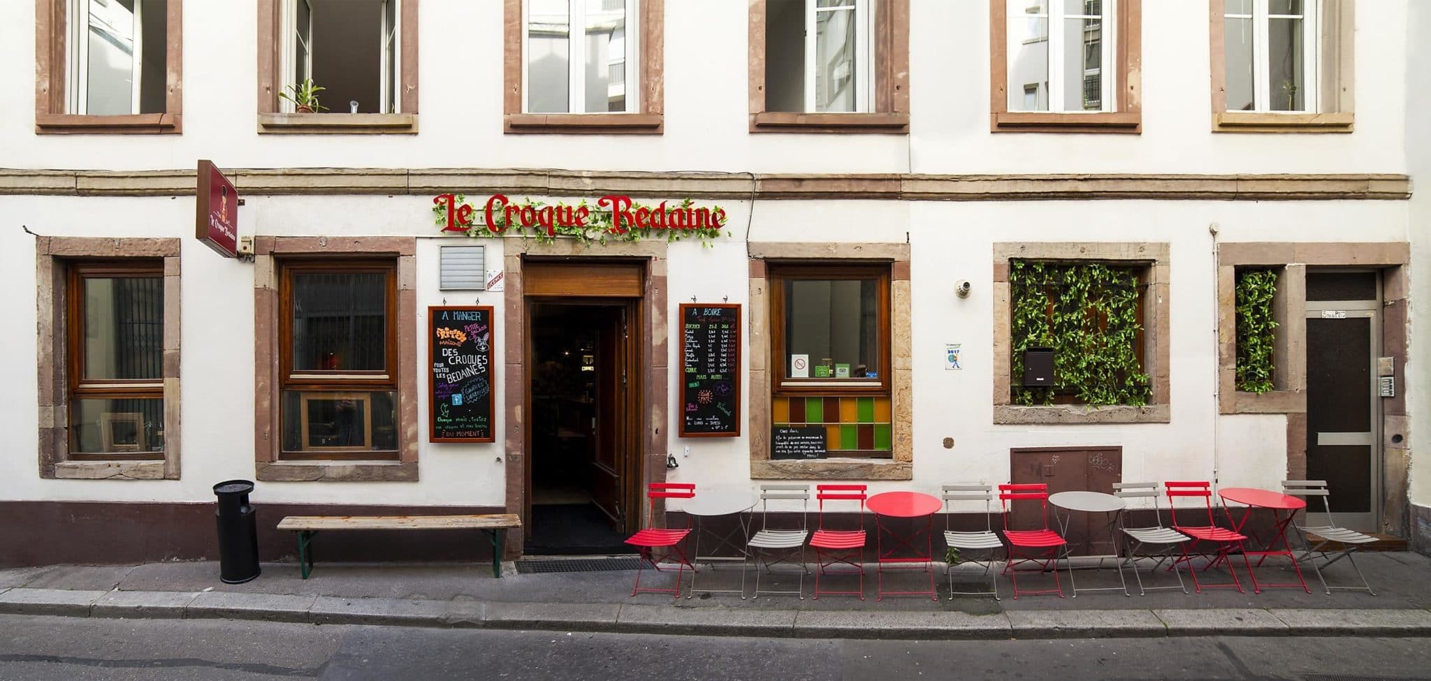 Dans une rue discrète du centre-ville de Strasbourg, le Croque bedaine séduit des habitués (photo Le Croque bedaine)