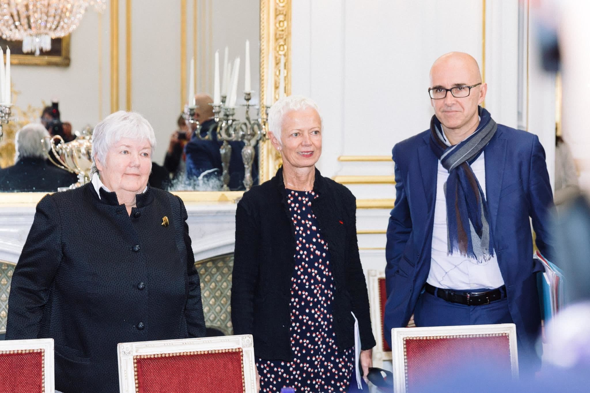 Le Conseil d'État propose de détrictoter beaucoup de pouvoirs obtenus par Brigitte Klinkert et Frédéric Bierry (au centre et à droite) auprès de la ministre Jacqueline Gourault. (Photo Abdesslam Mirdass)