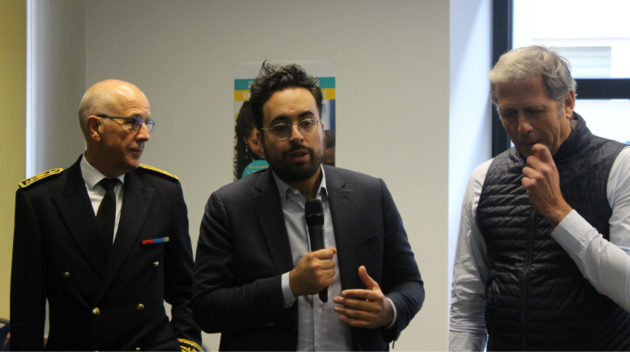 Le secrétaire d'État au numérique, mais aussi candidat à la mairie de Paris, Mounir Mahjoubi est venu inaugurer l'antenne strasbourgeoise d'Emmaüs Connect. (photo JFG / Rue89 Strasbourg)