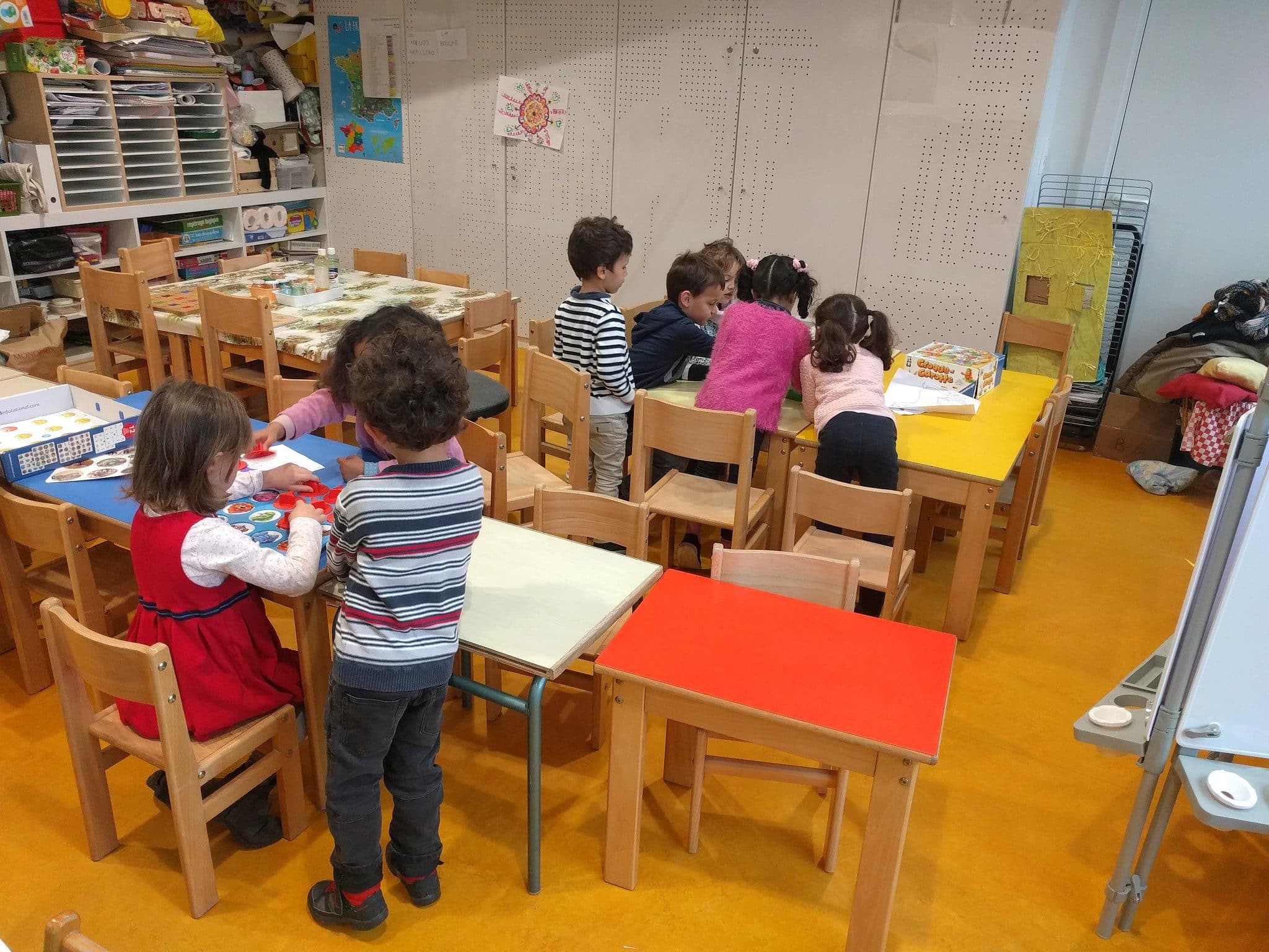 À l'école Saint-Jean, les petits vont devoir désormais rester en classe jusqu'à 16h30... (Photo PF / Rue89 Strasbourg / cc)