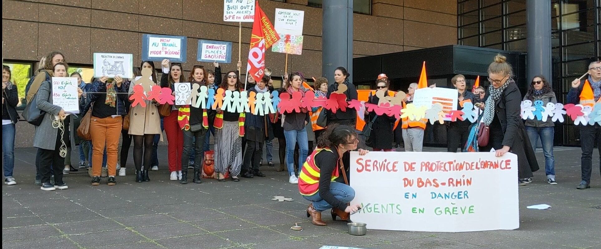 Rassemblement vendredi des travailleurs sociaux devant la CEA pour une meilleure considération de leurs métiers