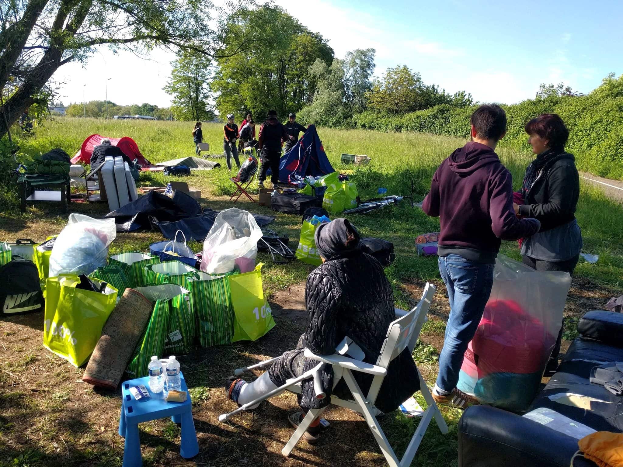 Évacuation d'un camp de migrants aux Ducs d'Alsace. (Photo PF / Rue89 Strasbourg / cc)