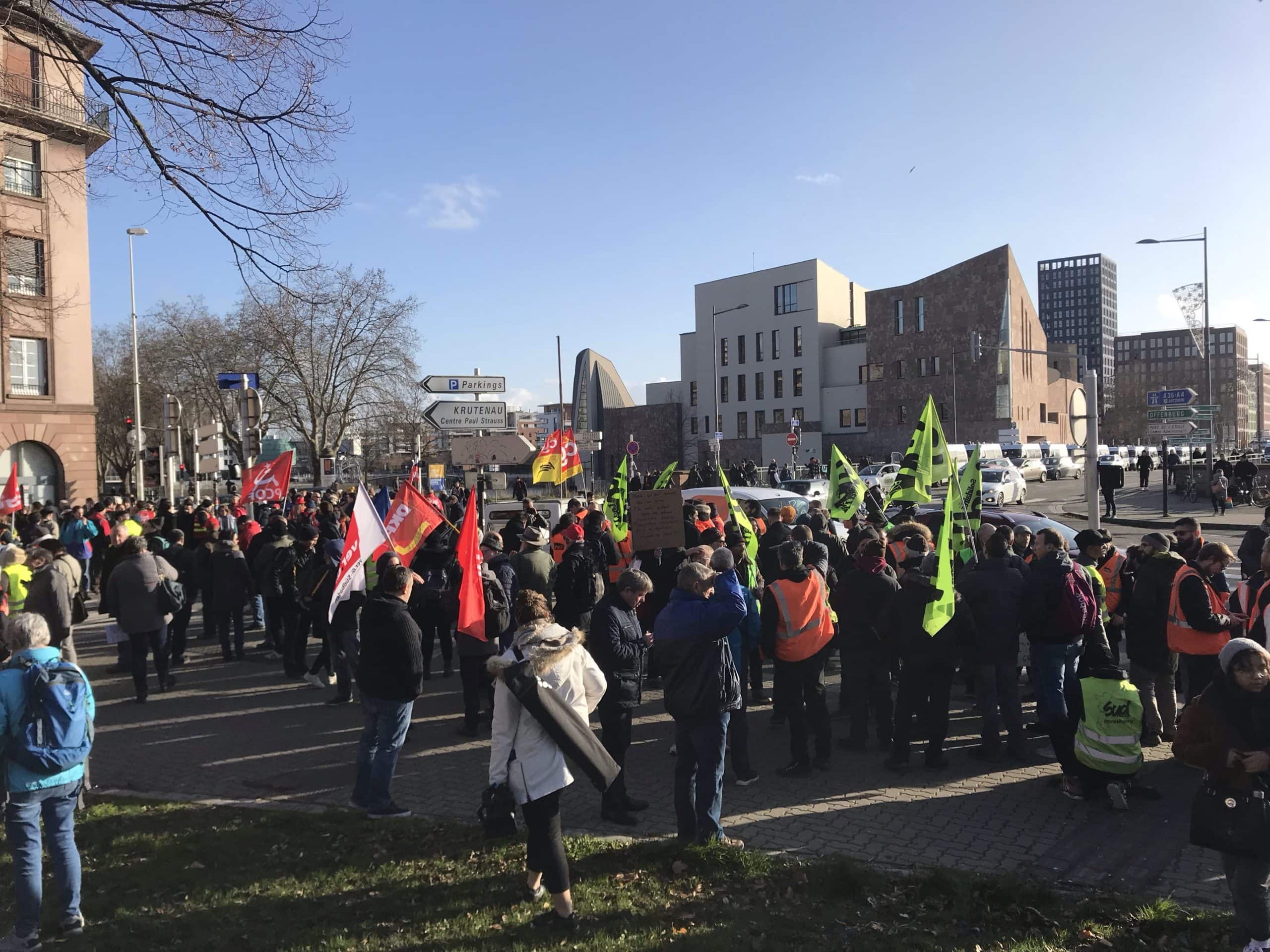 Début de la manifestation du 10 décembre contre les retraites (Photo JFG / Rue89 Strasbourg / cc)