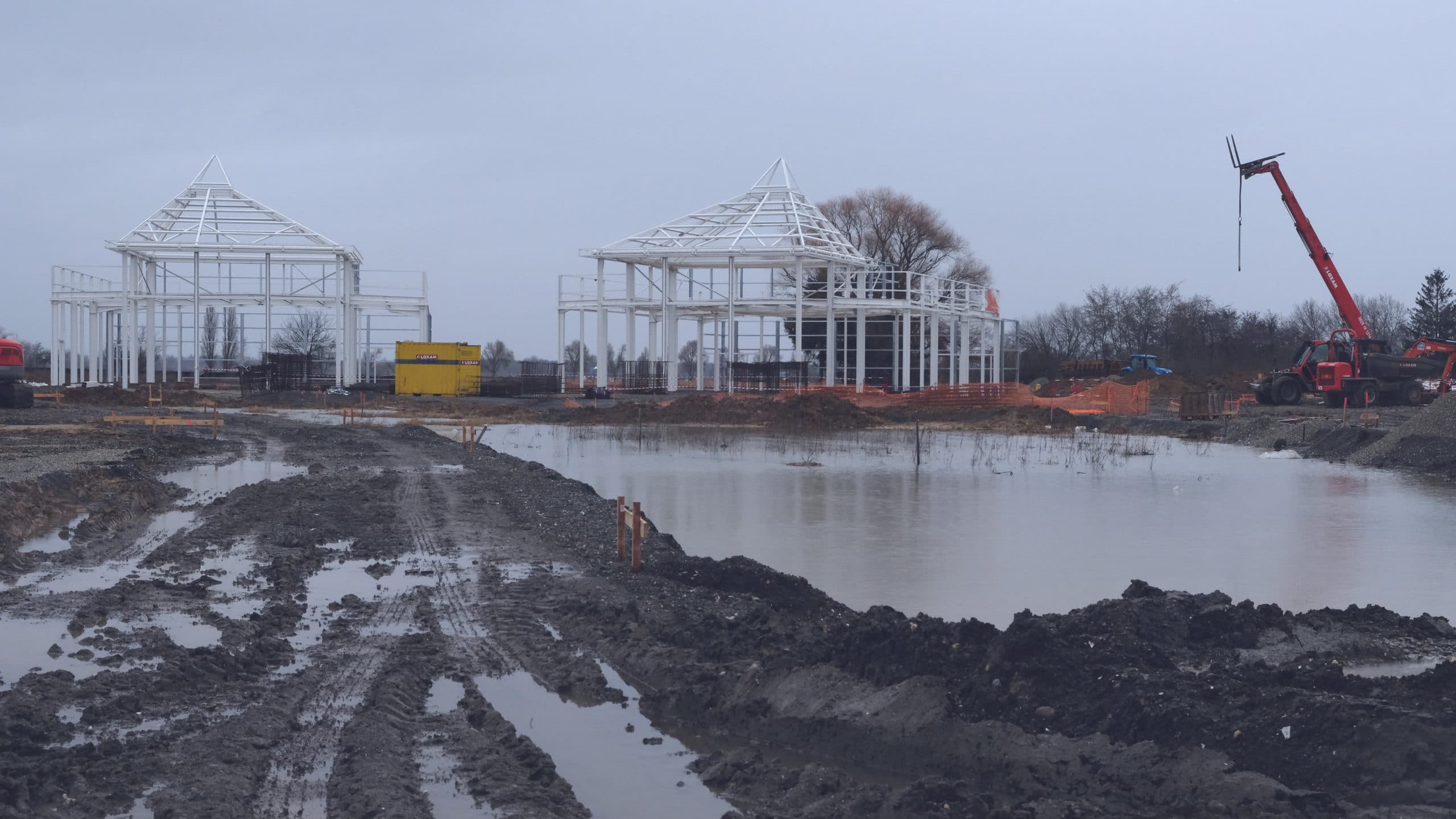 Béton, tôle et poteaux… Balade dans le chantier de la zone commerciale de Vendenheim